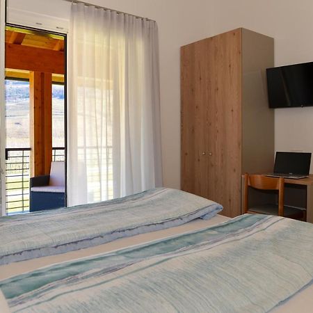 Bed And Breakfast Navis Nave San Rocco 外观 照片