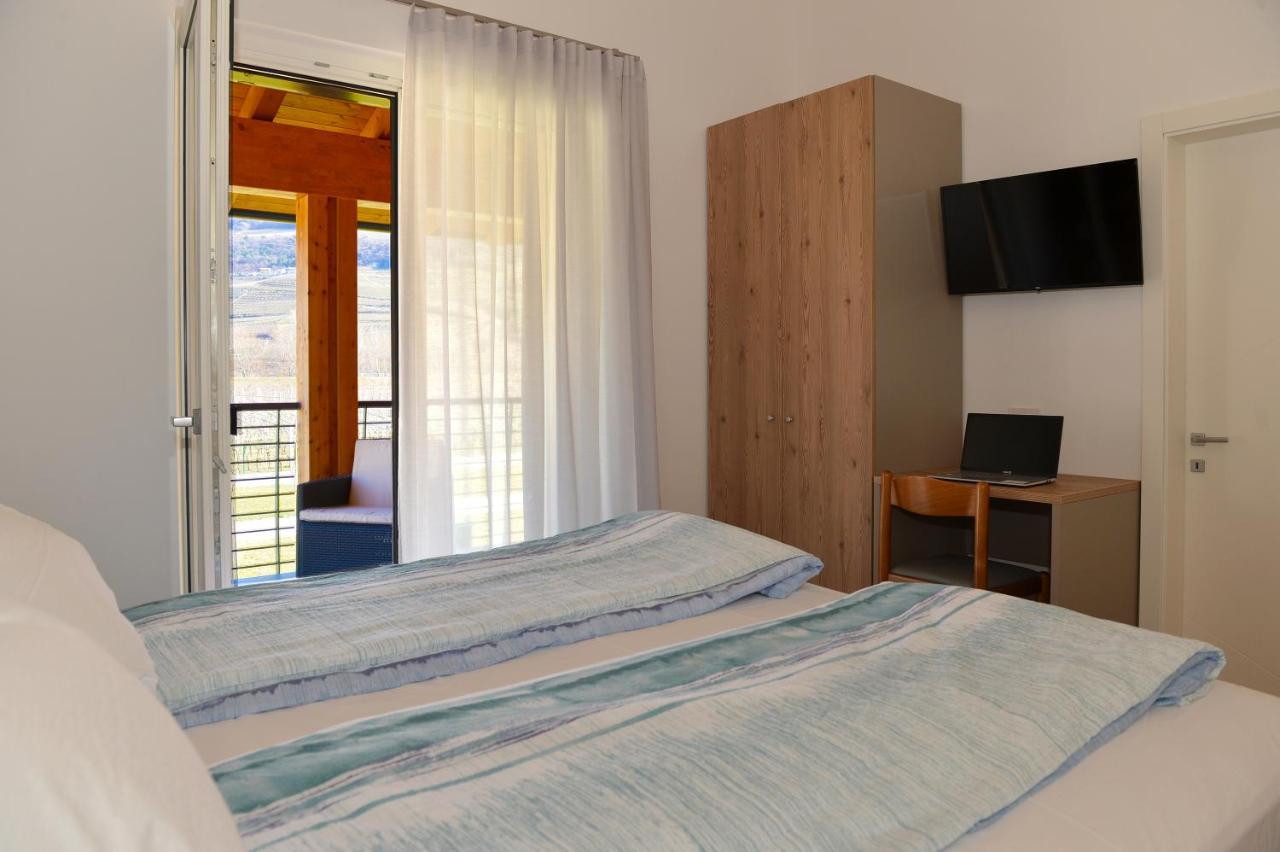 Bed And Breakfast Navis Nave San Rocco 外观 照片